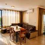 Ivtour In Yalta Complex * Golden Sands