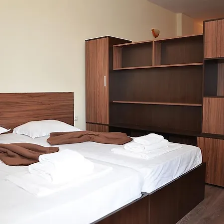 Ivtour In Yalta Complex Apartment Golden Sands